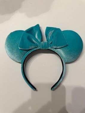Disney Parks Aqua Velvet Minnie Mouse Ear